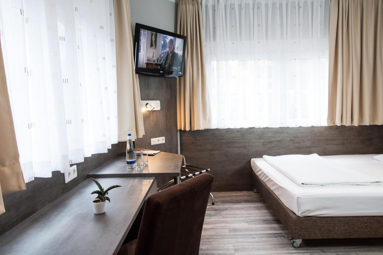 Amalienburg - Boutique & Boarding Hotel Мюнхен Экстерьер фото