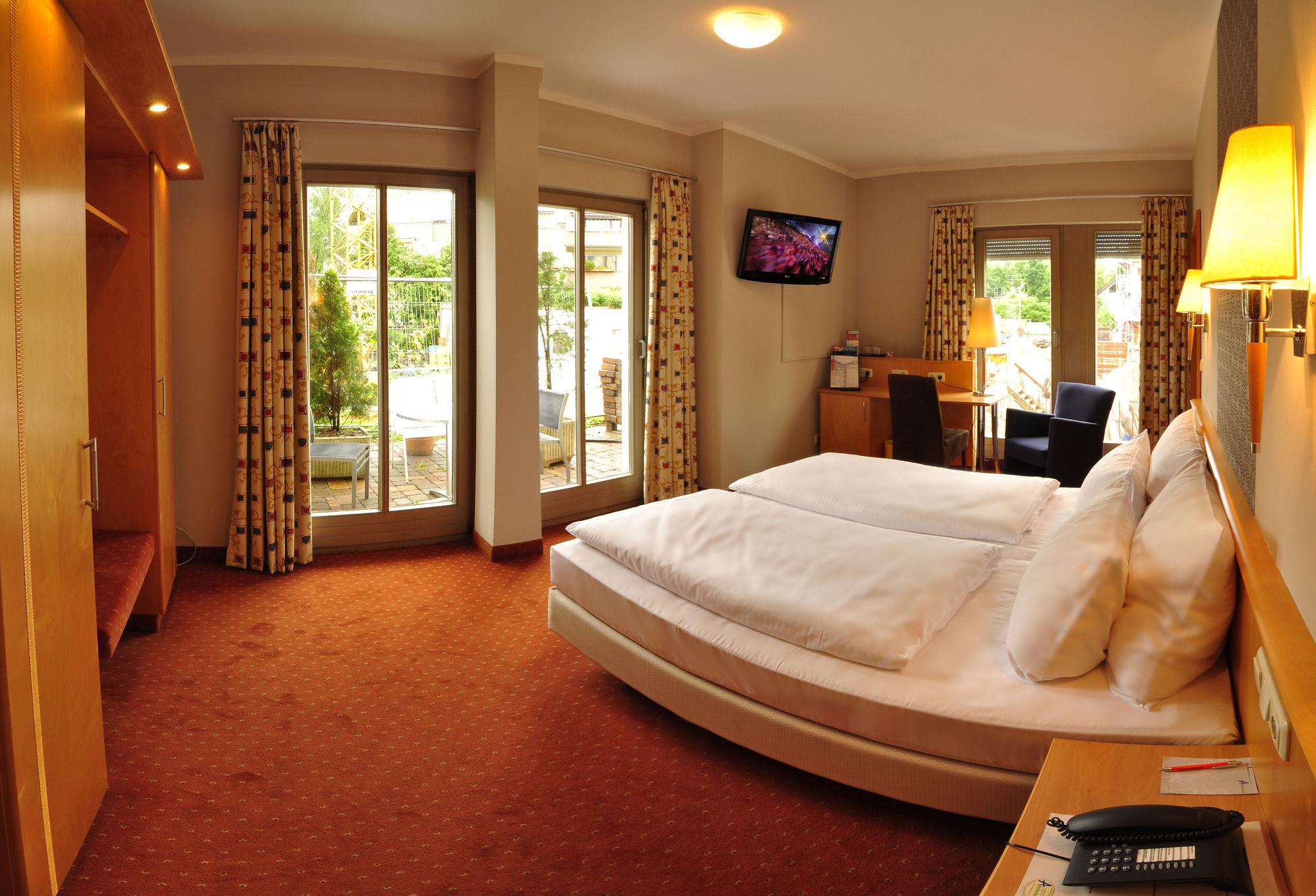 Amalienburg - Boutique & Boarding Hotel Мюнхен Экстерьер фото